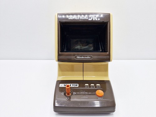 Nintendo game watch table - &,